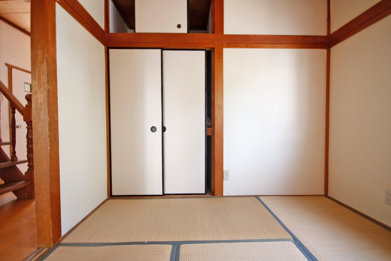 桜井市大字三輪：１階和室