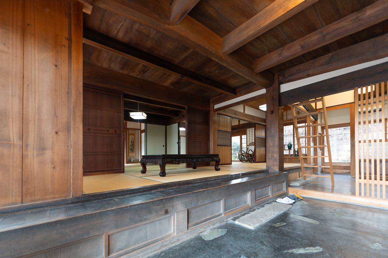 奈良県山辺郡山添村岩屋：玄関和室