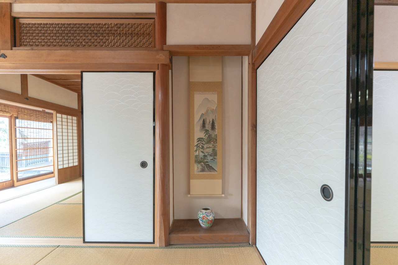 奈良県山辺郡山添村岩屋：和室小さな床の間写真