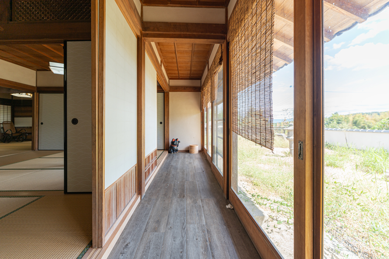 奈良県山辺郡山添村岩屋：縁側写真