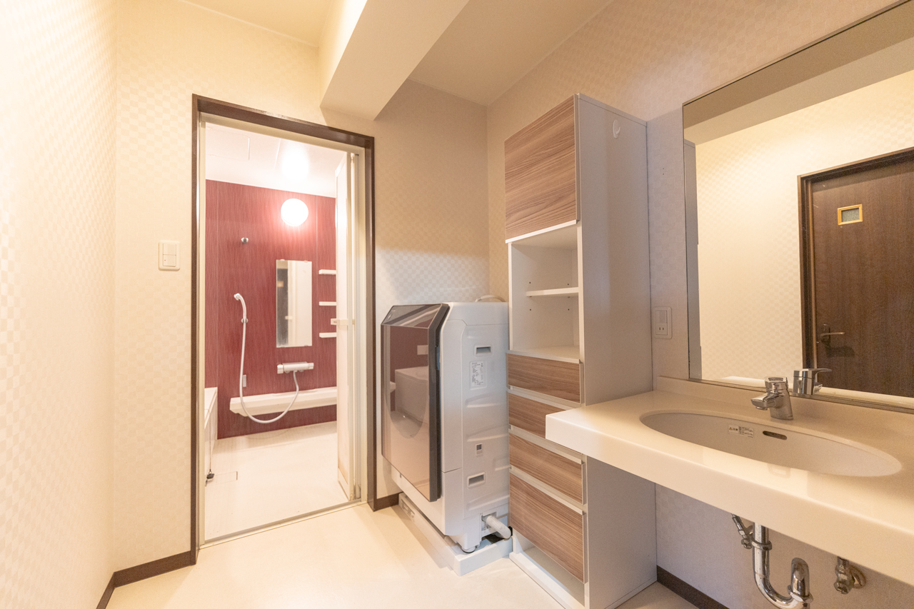 奈良県山辺郡山添村岩屋：洗面室写真