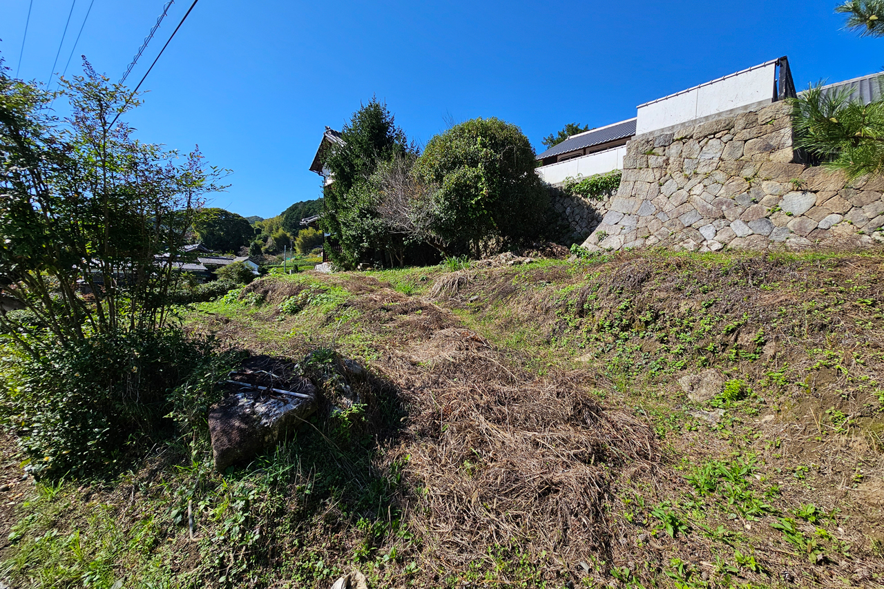奈良県山辺郡山添村岩屋：敷地の植栽写真