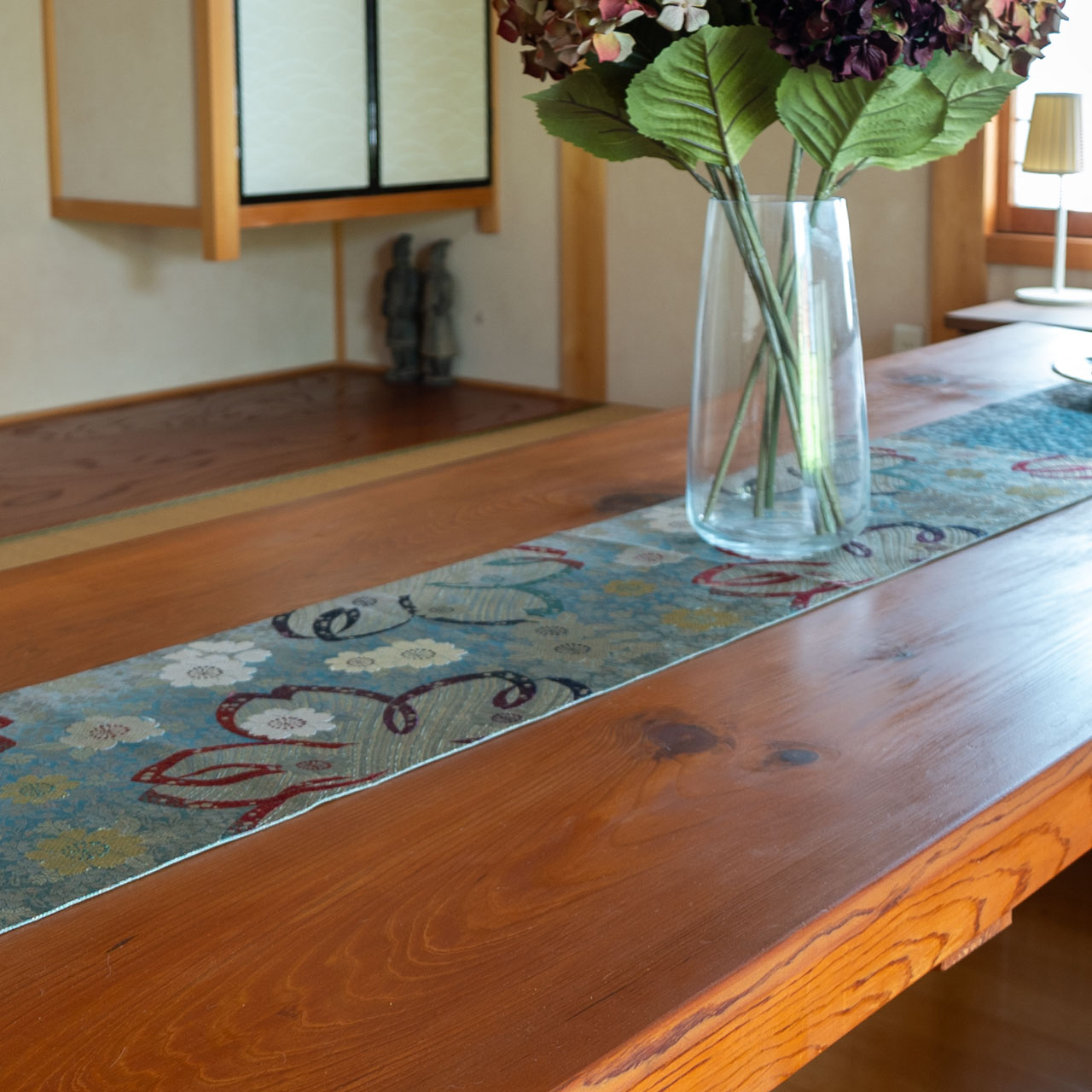 奈良県山辺郡山添村岩屋：テーブルフォーカス