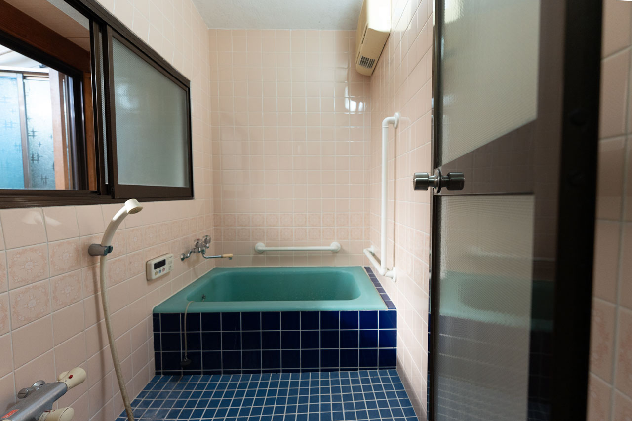 奈良県宇陀市大宇陀中新：浴室写真