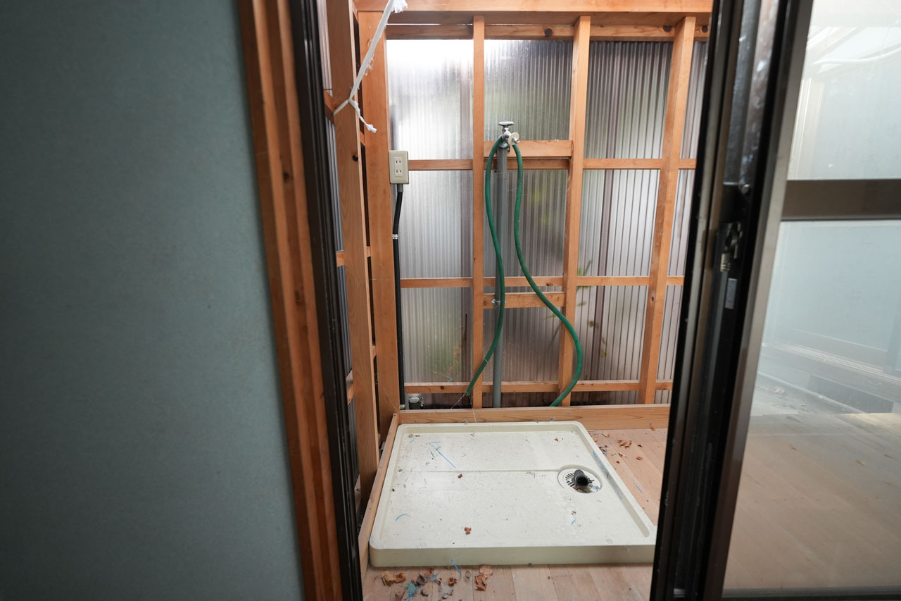 奈良県宇陀市大宇陀中新：洗濯機置き場写真