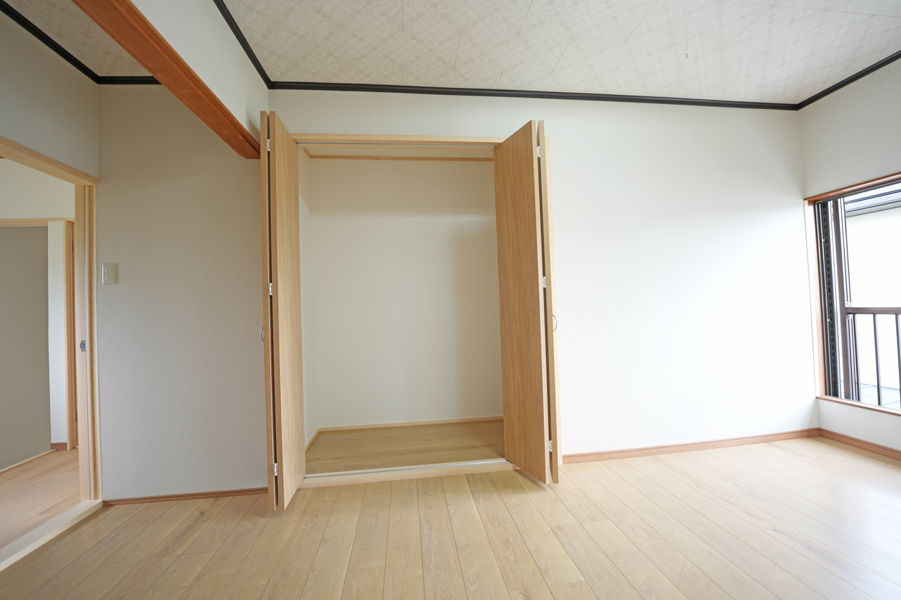 桜井市大字芝：8.5帖洋室写真