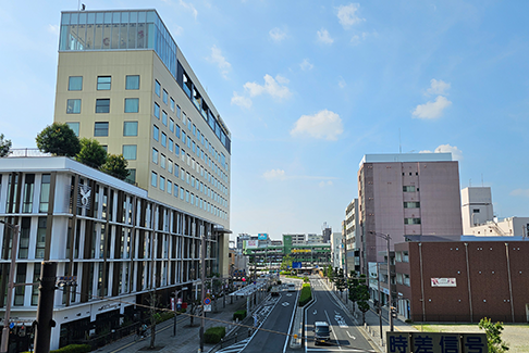 橿原市役所分庁舎　徒歩約18分　お車約5分（約1.5km）